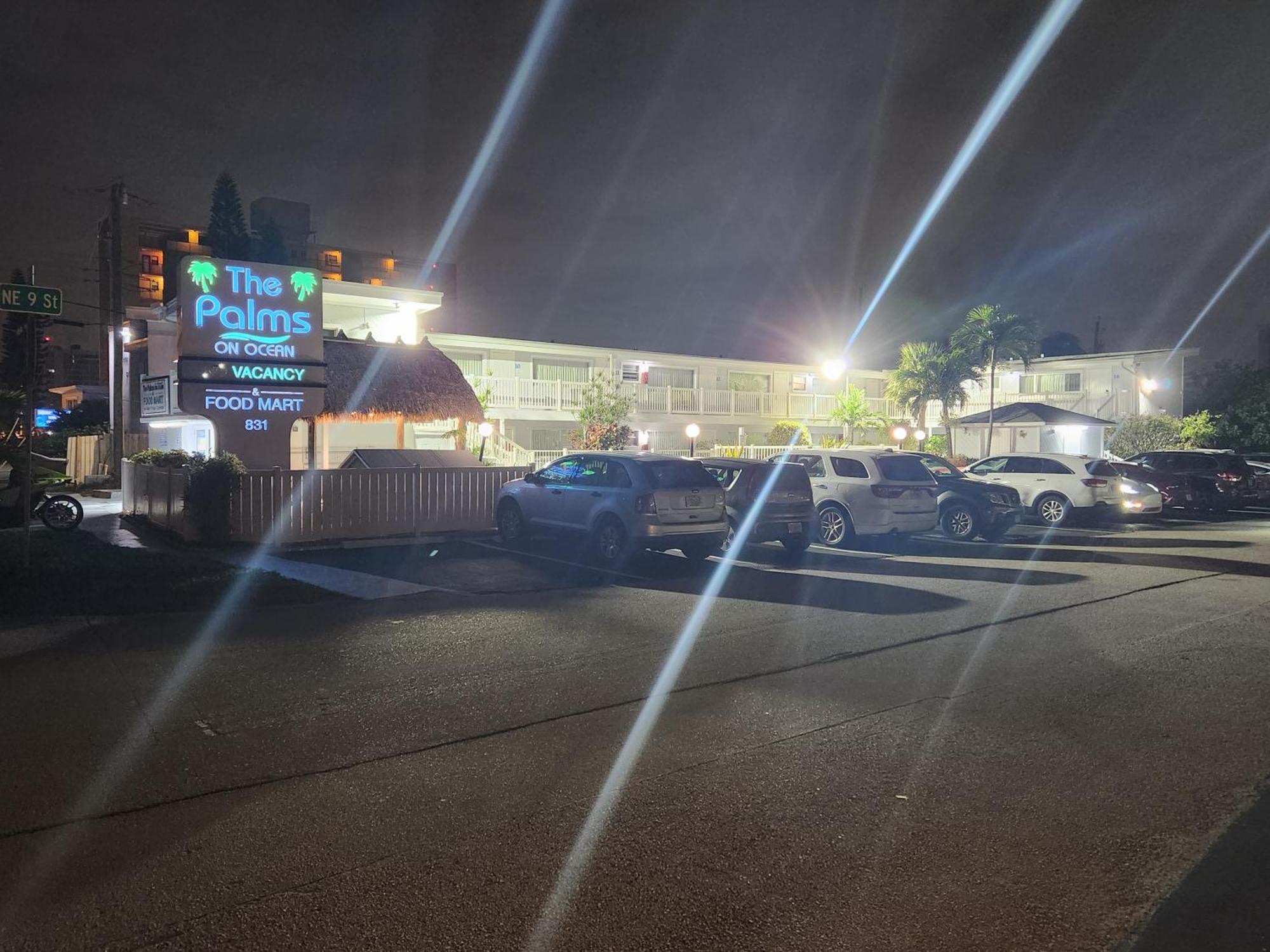 The Palms On Ocean Motel Pompano Beach Dış mekan fotoğraf
